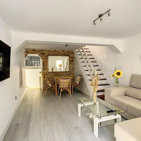 Casa Safira - Pául Do Mar Gem By Lovelystay