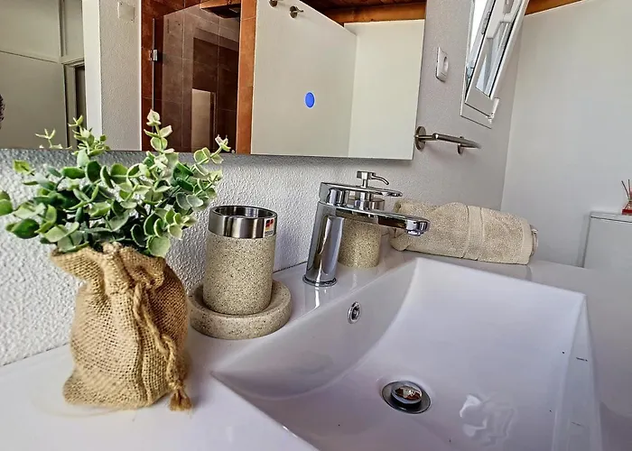 Casa Safira By Lovelystay * Paul do Mar (Madeira)